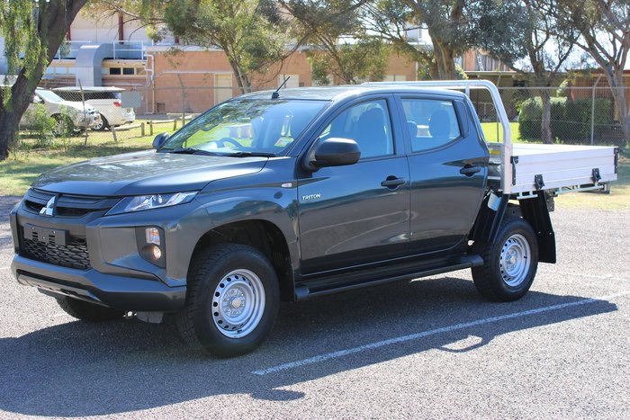 2023 Mitsubishi Triton GLX
