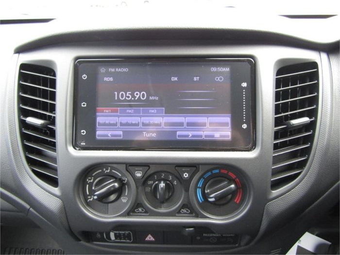 2023 Mitsubishi Triton GLX