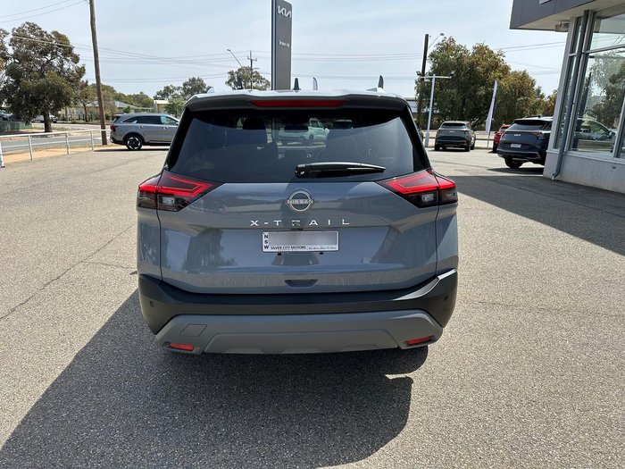 2024 Nissan X-TRAIL ST-L