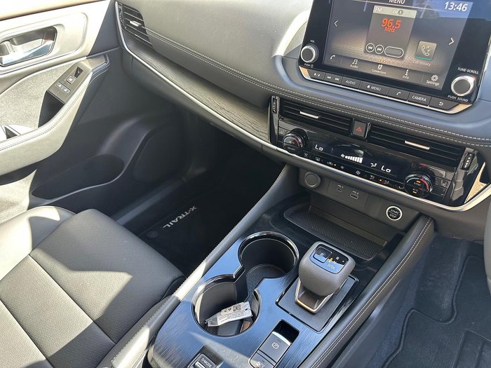 2024 Nissan X-TRAIL ST-L