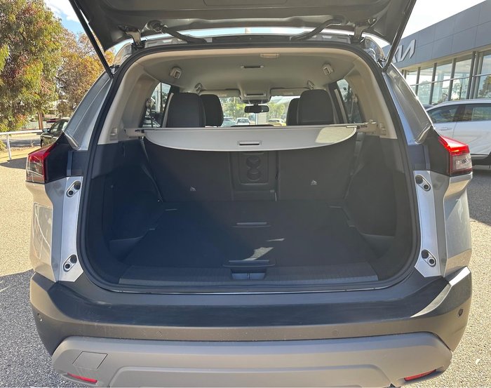 2024 Nissan X-TRAIL ST-L