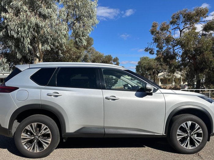 2024 Nissan X-TRAIL ST-L