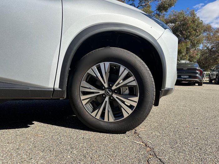 2024 Nissan X-TRAIL ST-L