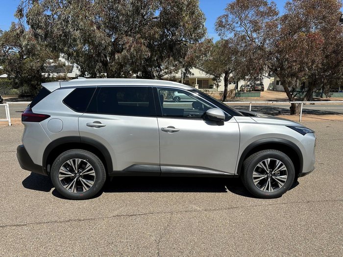 2024 Nissan X-TRAIL ST-L