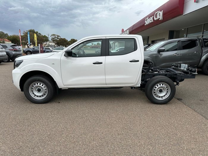 2024 Nissan Navara SL