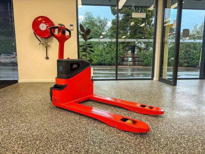 2025 Linde Mt15a Orange