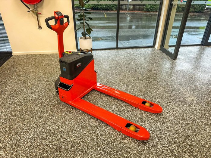 2025 Linde Mt15a Orange
