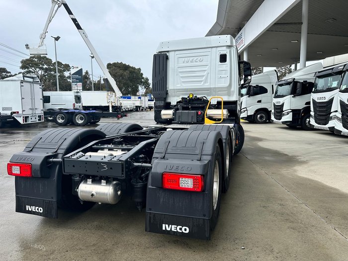 2024 Iveco S-Way AS700