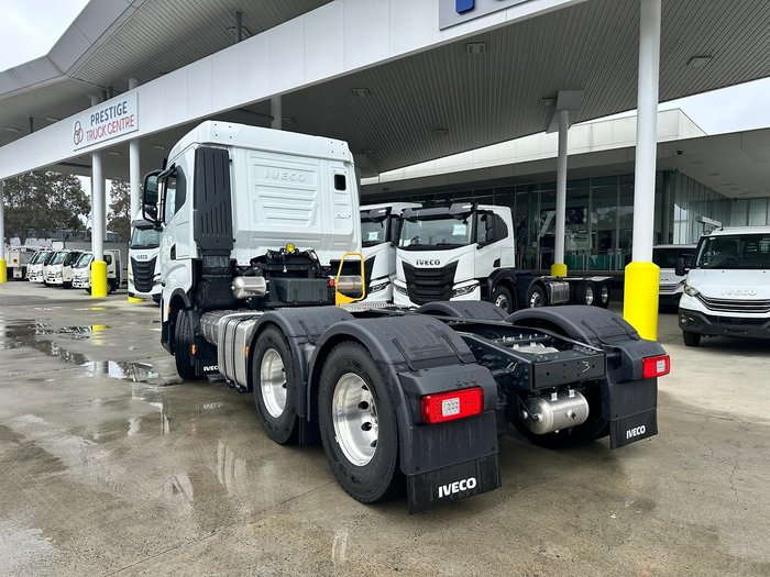 2024 Iveco S-Way AS700