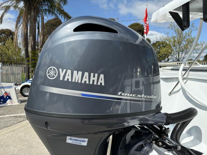 2025 QUINTREX 520 Cruiseabout Pro