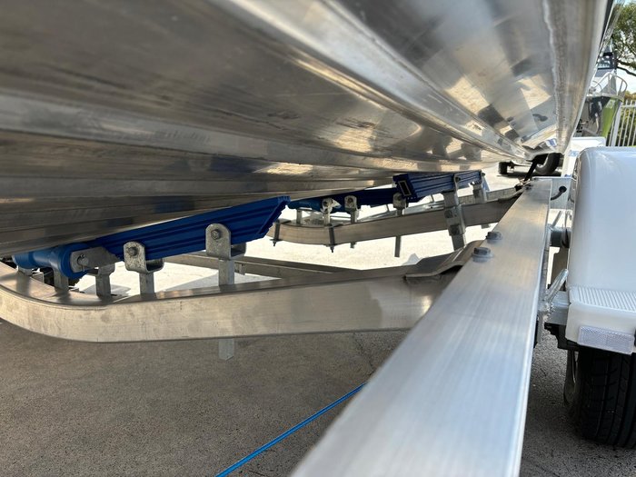 2024 QUINTREX 520 Cruiseabout Pro