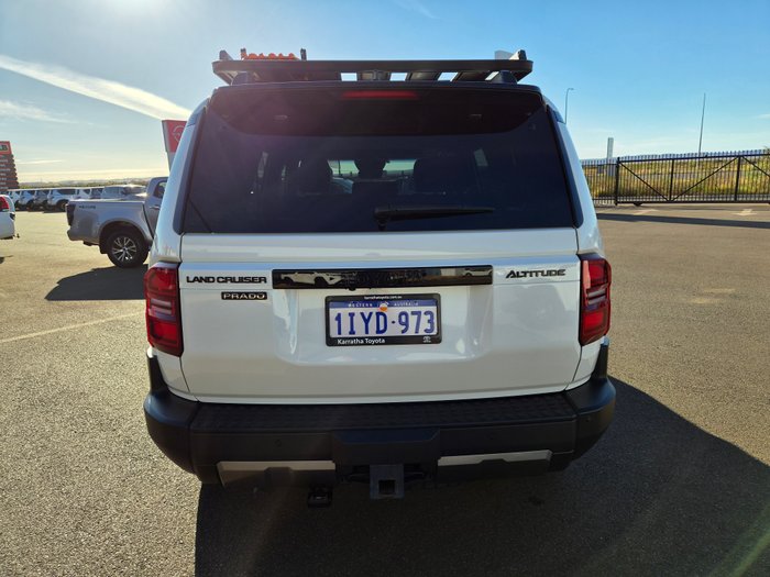 2024 Toyota Prado Altitude White