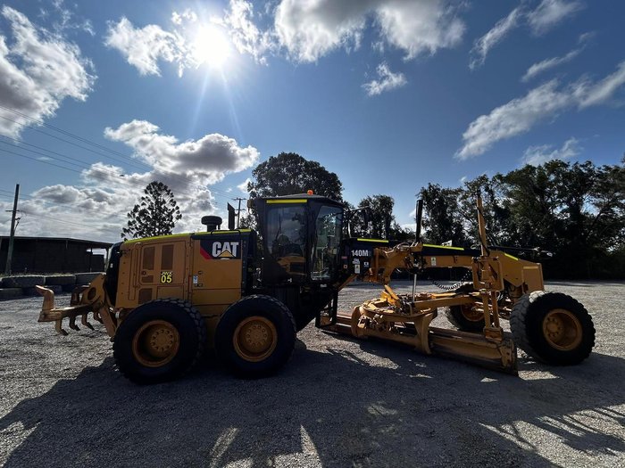 2014 Caterpillar 140M2 Yellow