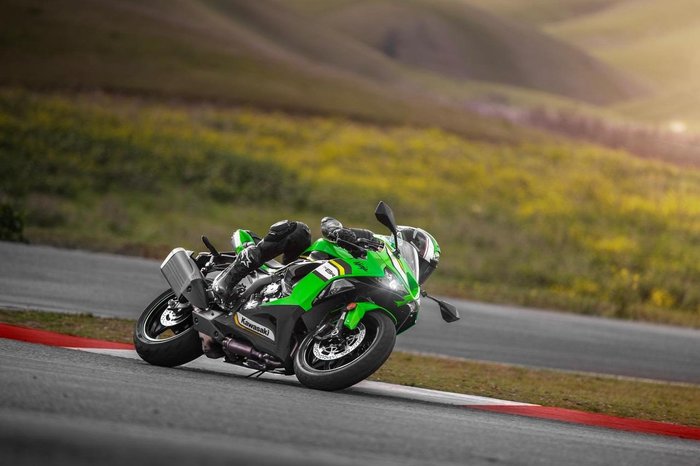2025 Kawasaki Ninja ZX-6R ABS (636) KRT Edition Ninja Green