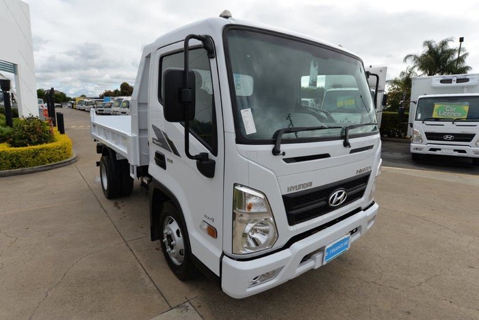 2023 HYUNDAI EX6 SWB WHITE