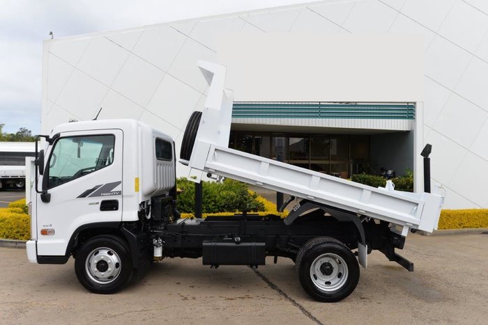 2023 HYUNDAI EX6 SWB WHITE