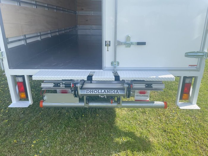 2026 Fuso Canter 815 WHITE