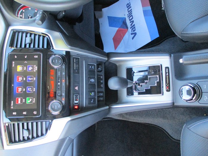 2023 Mitsubishi Triton Xtreme MR MY23 White