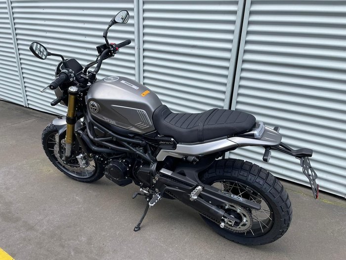2022 Benelli Leoncino Trail 800 Leoncino Grey