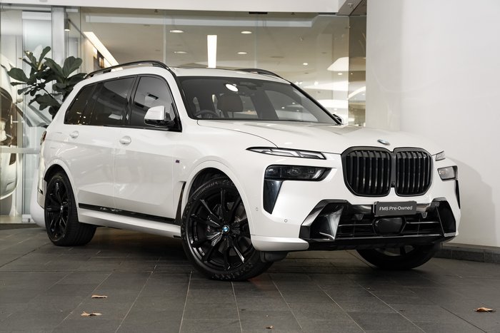 2023 BMW X7
