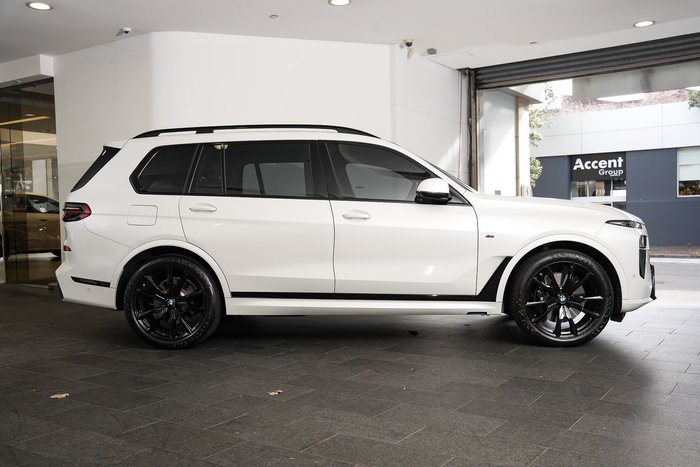 2023 BMW X7 xDrive40d M Sport