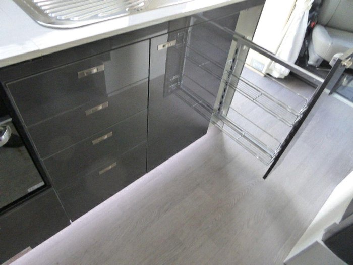 2024 Windsor Simpson