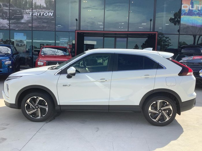 2024 Mitsubishi Eclipse Cross PHEV ES