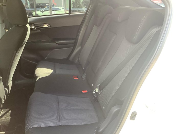 2024 Mitsubishi Eclipse Cross PHEV ES