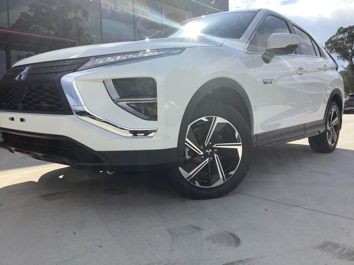 2024 Mitsubishi Eclipse Cross PHEV ES