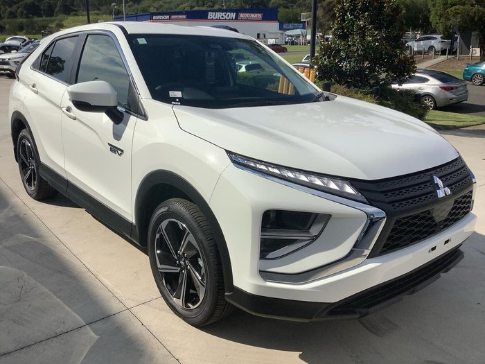 2024 Mitsubishi Eclipse Cross PHEV ES