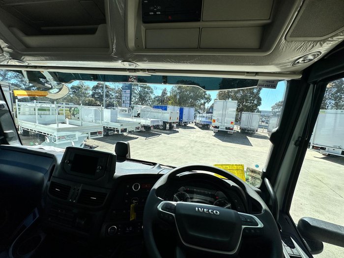 2024 Iveco S-Way AT230 White