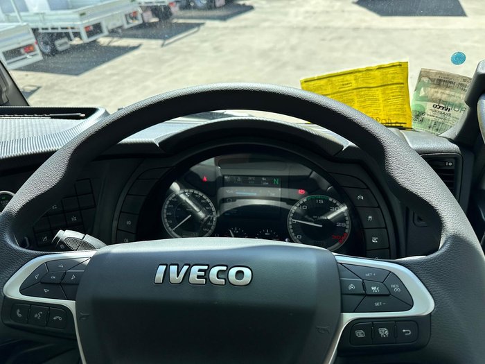 2024 Iveco S-Way AT230 White