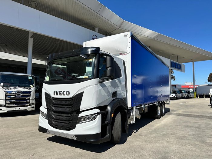 2024 Iveco S-Way AT230 White