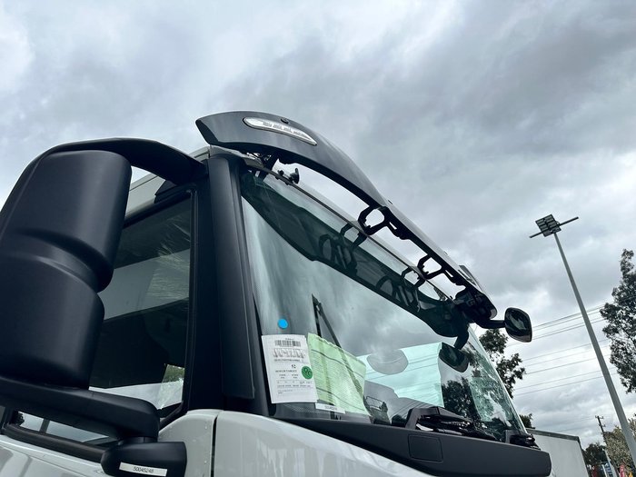 2024 Iveco S-Way AT230 White
