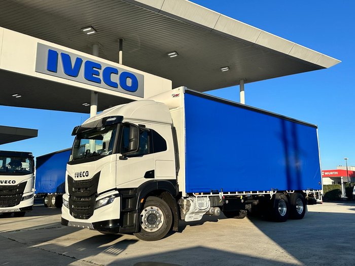2024 Iveco S-Way AT230