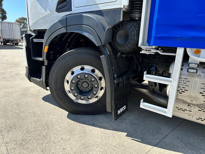 2024 Iveco S-Way AT230 White