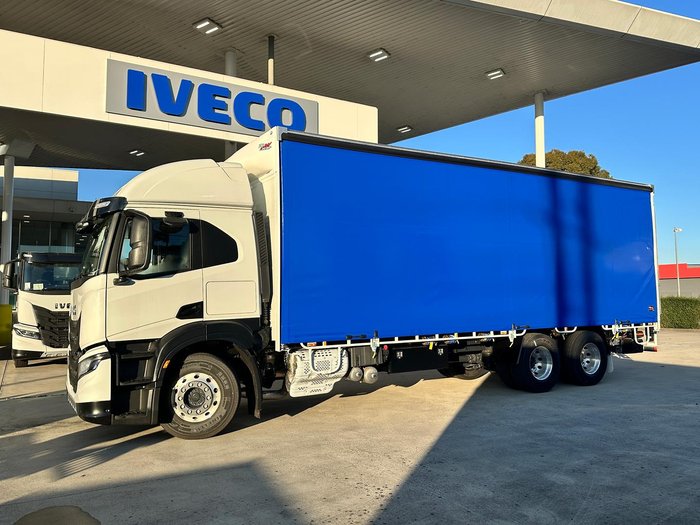 2024 Iveco S-Way AT230