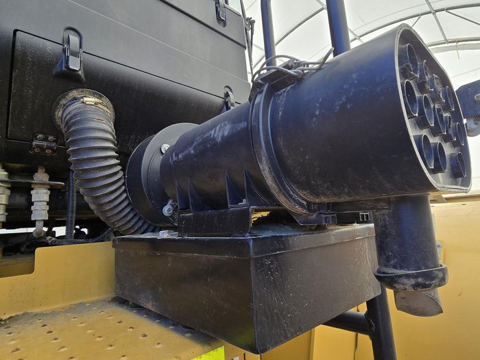 2021 Caterpillar 982 Ng Yellow