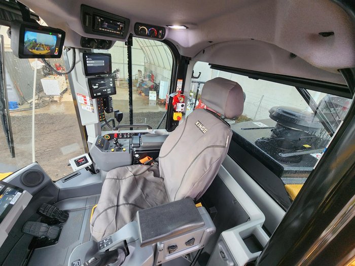 2021 Caterpillar 982 Ng Yellow