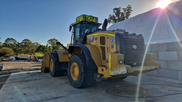 2021 Caterpillar 982 Ng Yellow