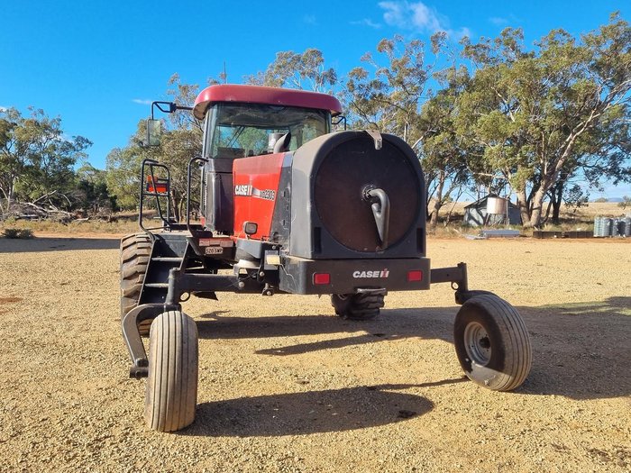 2011 CASE IH Wd2303 Red