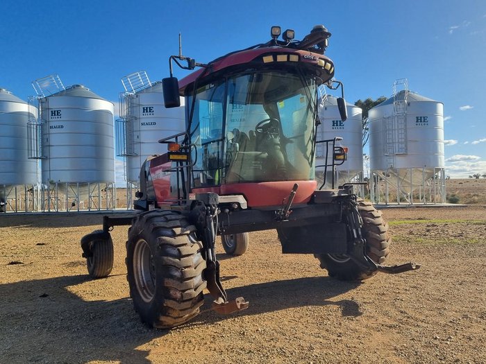 2011 CASE IH Wd2303 Red