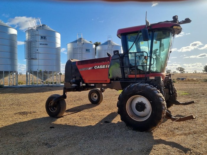 2011 CASE IH Wd2303 Red