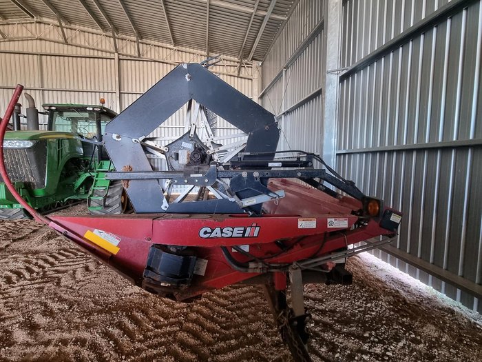 2011 CASE IH Wd2303 Red