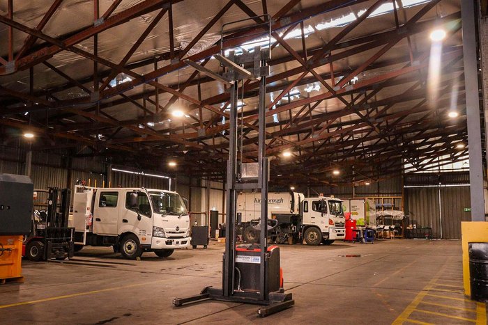 2012 Toyota Staxio Swe120s Power Stacker Orange