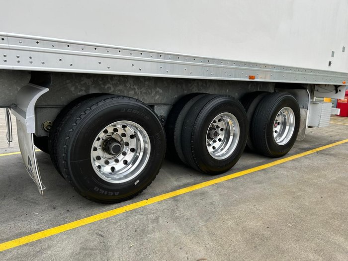 2007 Maxitrans St3 Od 24 Pallet -18 High Cube Reefer, Roller Door 4.3M 