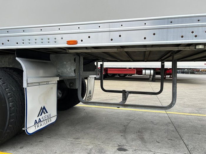 2007 Maxitrans St3 Od 24 Pallet -18 High Cube Reefer, Roller Door 4.3M 