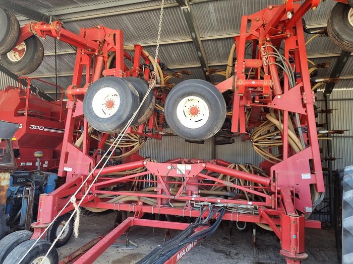 2010 Morris Maxim Iii Red