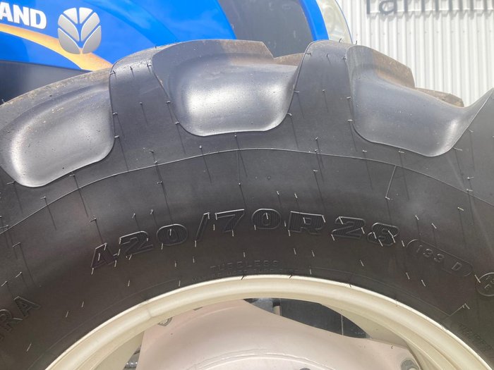 2016 New Holland T6.140