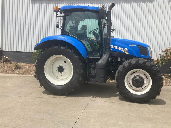 2016 New Holland T6.140